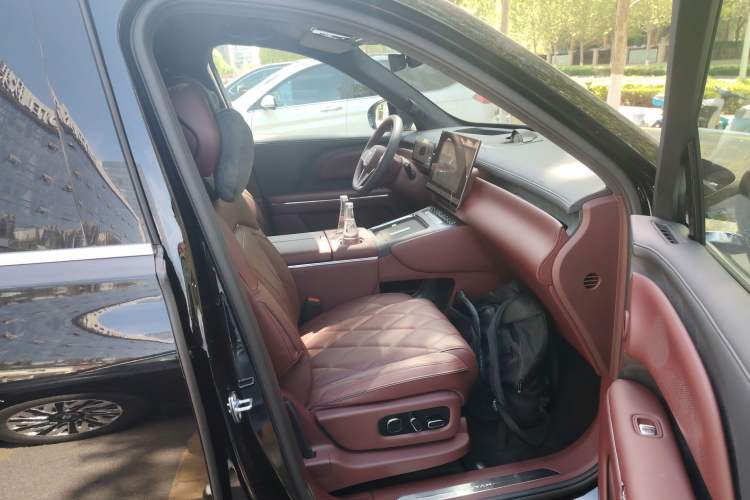 Used VOYAH Titan 2026 Model Max+ Right Front Seat