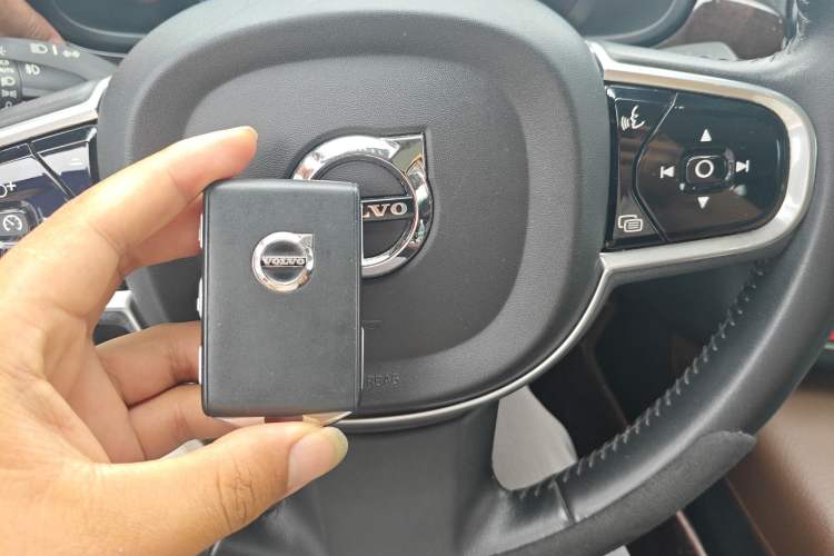 Used Volvo S90 2018 T4 Zhiyuan Edition