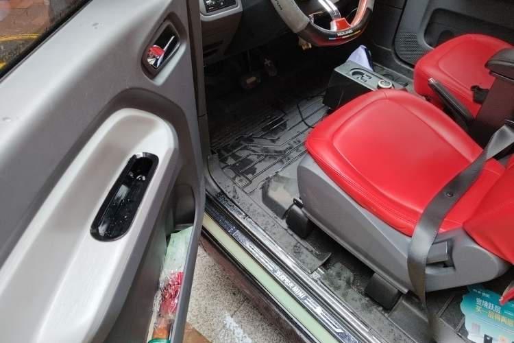 Used Wuling Hongguang MINIEV 2021 Macaron Premium Model – Lithium-NMC