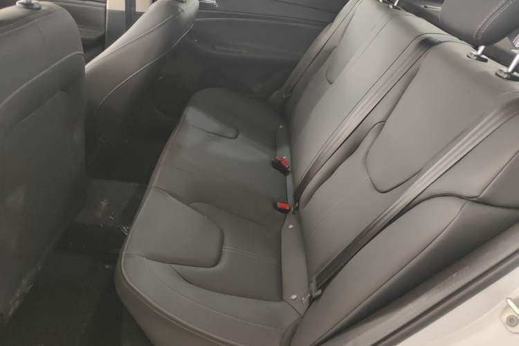 Used Chery Arrizo 5 2025 Excellence Version 1.5L Manual Fashion Edition
