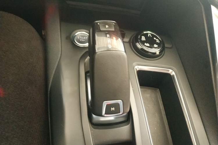 Used Peugeot 5008 2017 380THP 7-Seater Luxury GT Edition
