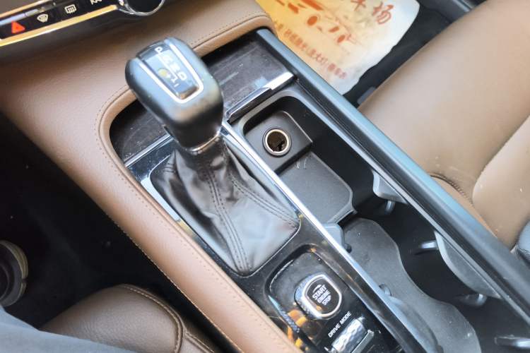 Used Volvo S90 2018 T4 Zhiyuan Edition
