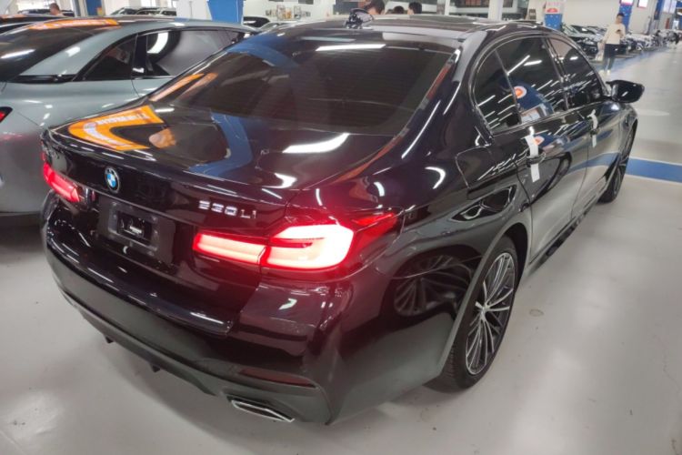 Used BMW 5 Series 2022 Restyled 530Li Leading Edition M Sport Package Rear Right 45 Deg