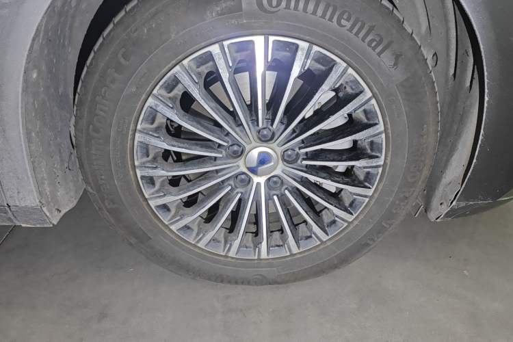 Used Denza D9 2024 DM-i 970 Luxury Model