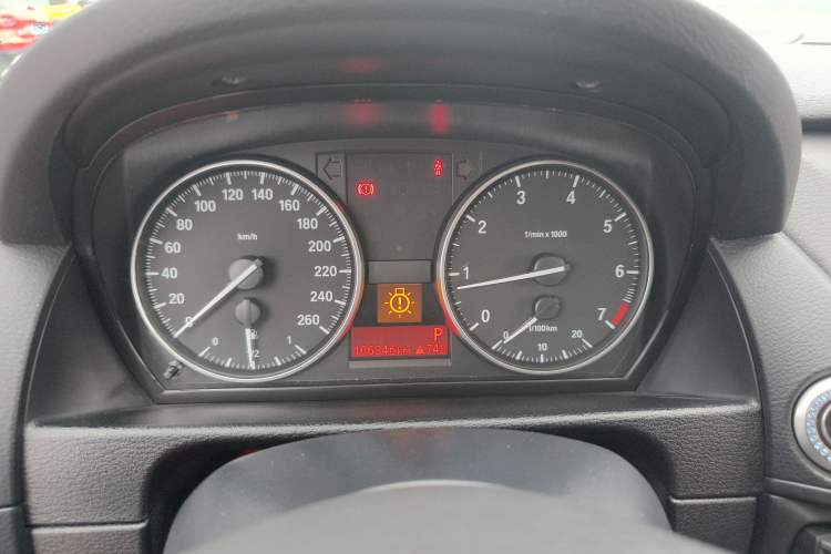 Used BMW X1 2013 sDrive18i Fashion Model
