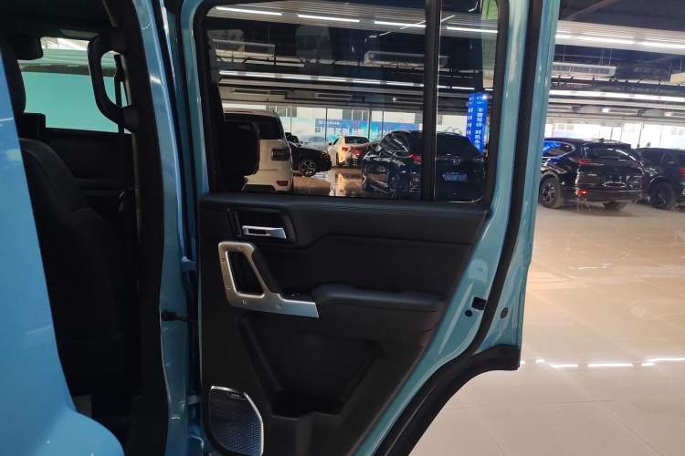 Used 212 T01 2025 2.0T Changfeng