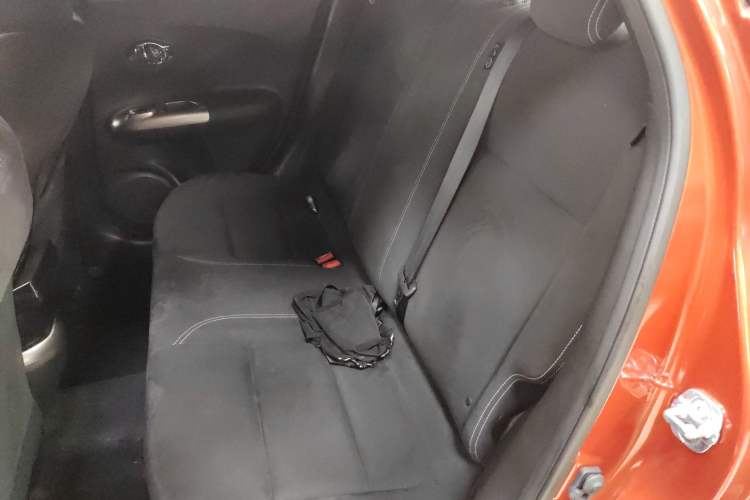 Used Infiniti ESQ 2014 1.6L Spontaneous Edition