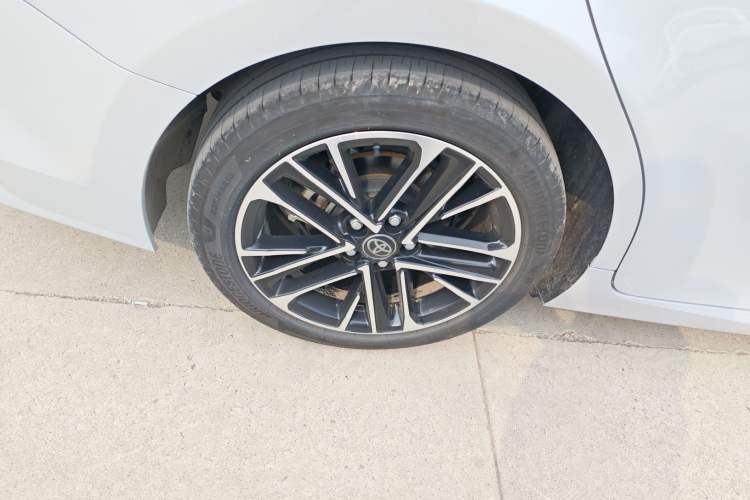 Used Toyota Camry 2024 Dual-Motor 2.0 HG Premium Edition