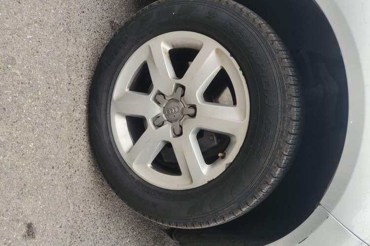 Used Audi Q7 2010 3.6 FSI quattro base version