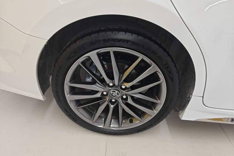 Used Toyota Camry 2024 Dual-Motor 2.0 HXS Sport Plus Edition Exterior 5