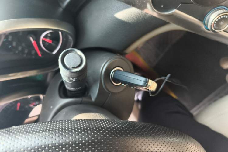 Used Chevrolet Malibu 2014 2.0L Automatic Comfort Edition Vehicle Key