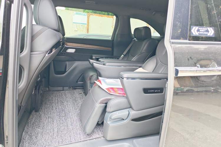 Used Hycan V09 2023 Luxury Edition 620 Left Rear Seat