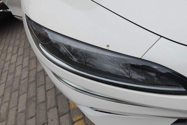 Used Denza Z9GT 2024 1100 Four-Wheel Drive Max Edition Right Front Headlight