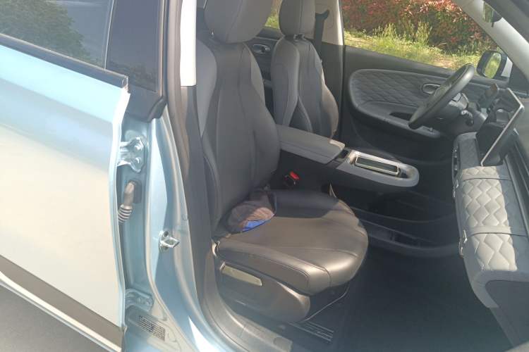 Used Dongfeng NAMMI 01 2024 430 Max Smart+