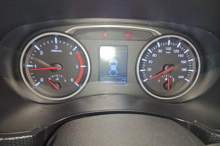 Used Great Wall Wingle 5 2017 2.0T European Version Diesel Two-Wheel Drive Elite Plus Big Double-Cab GW4D20D