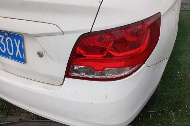 Used Chevrolet Sail 2015 Sail 3 1.5L Manual with Ideal Sunroof Edition
