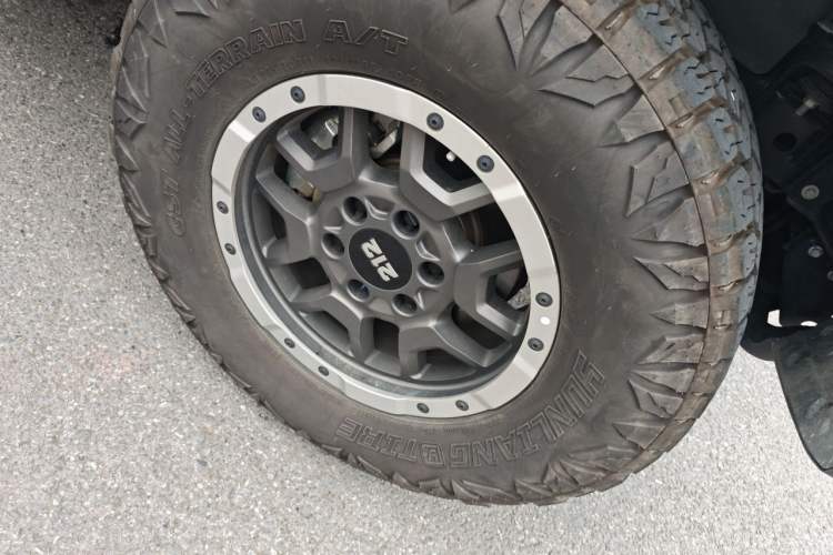 Used 212 T01 2025 2.0T Changfeng