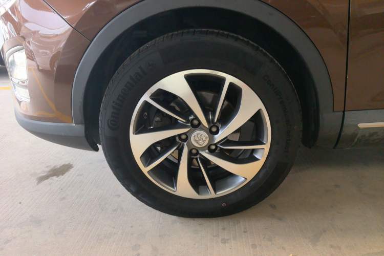 Used Baojun 560 2015 1.8L manual luxury version
