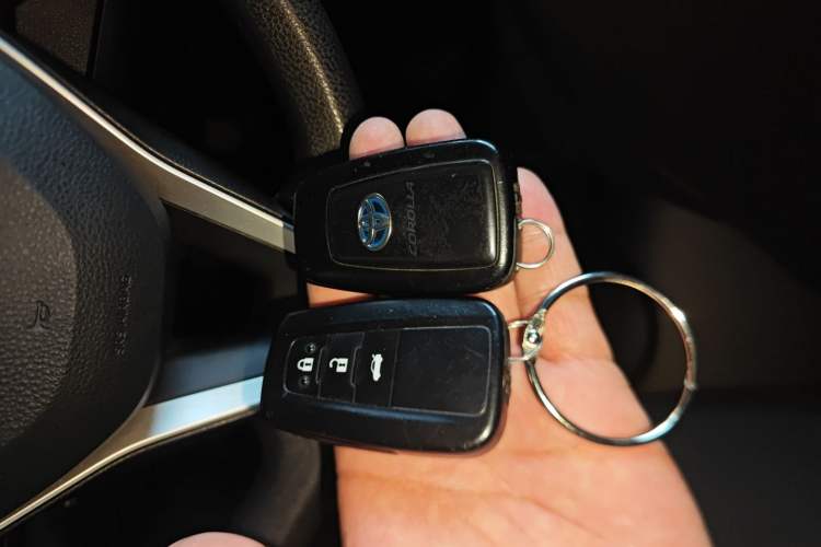 Used Toyota Corolla 2021 Dual-Engine 1.8L E-CVT Pioneer Edition