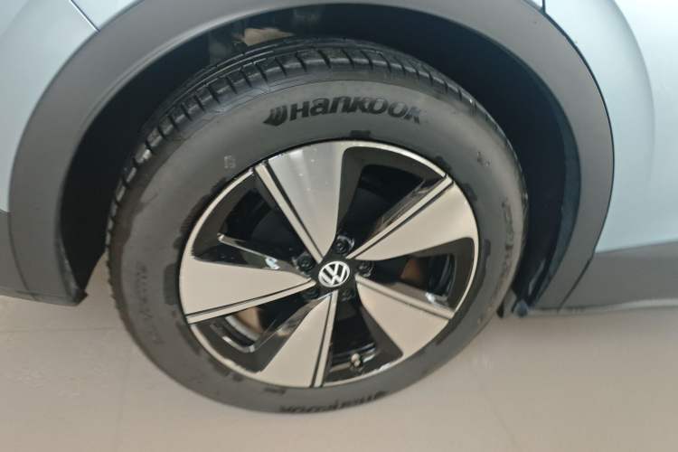 Used Volkswagen ID.4 X 2025 Revised Version Smart Edition Purely Intelligent Enjoyment Version Right Rear Wheel Hub