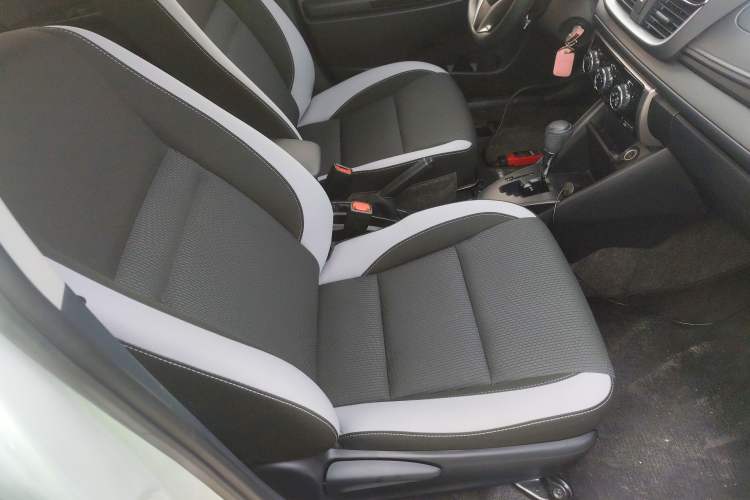 Used Toyota YARiS L Zhi Xuan 2022 X-Trail 1.5L CVT Leading PLUS Edition