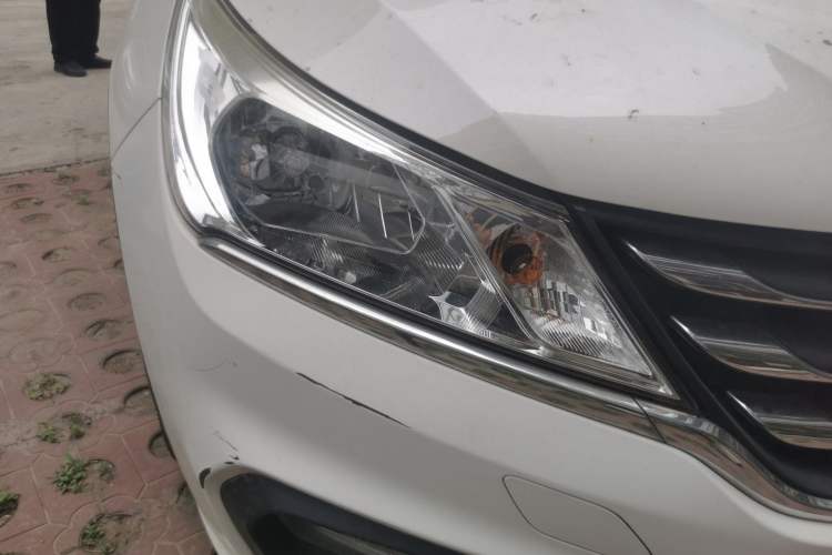 Used Baojun 310 2016 1.2L Manual Luxury Model
