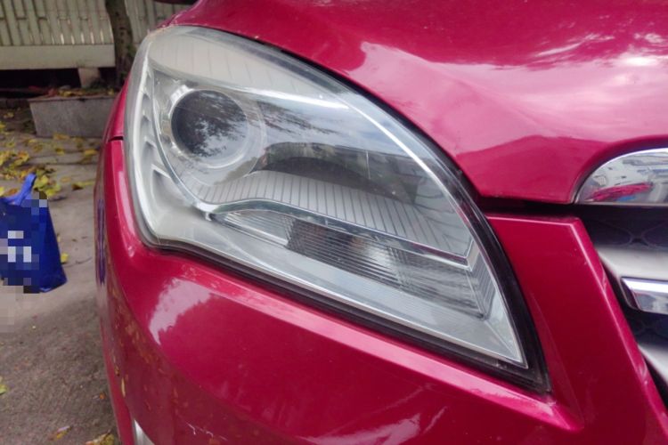 Used CHANGAN CS35 2012 1.6L Manual Luxury Model China IV Standard Right Front Headlight