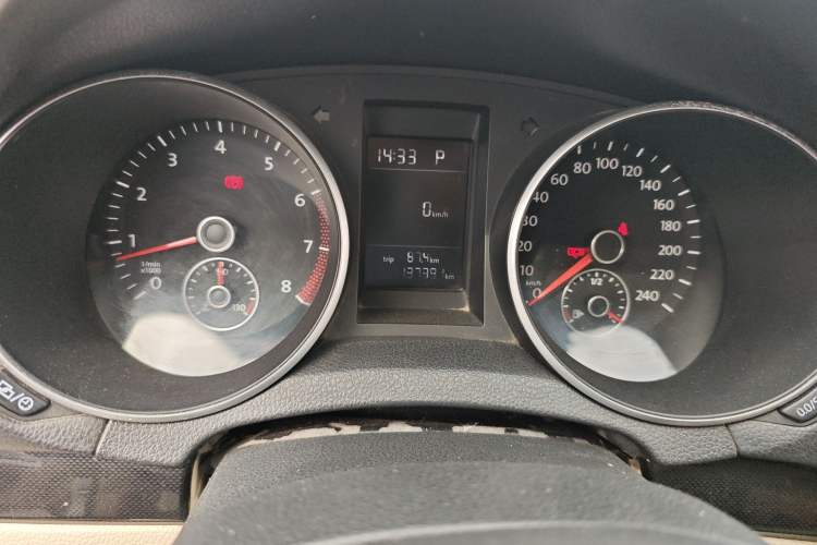 Used Volkswagen Golf 2012 1.4 TSI Automatic Comfort Edition Instrument Cluster