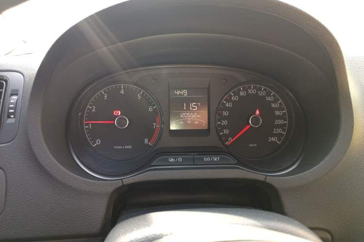 Used Volkswagen Polo 2014 1.4L Manual Fashion Edition
