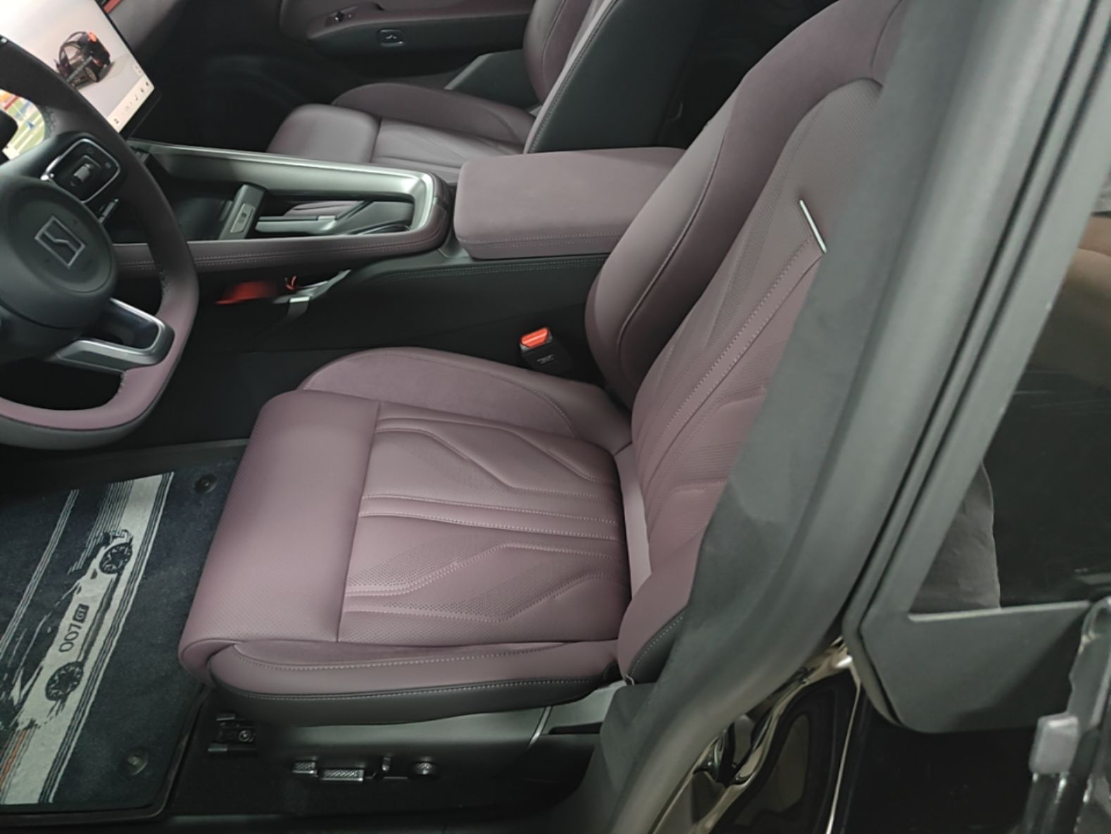 Zeekr 007GT 2026 Model Rear-Drive Max Version 103 kWh — снимка 19