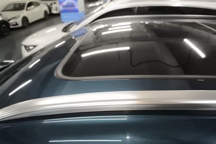 Used BYD Song L DM-i 2024 160 km Excellence Version Roof