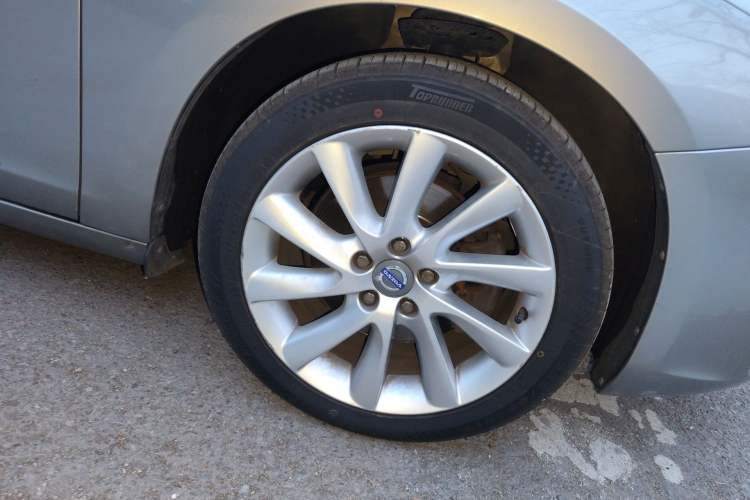 Used Volvo S60 2015 S60L 2.0T Zhiyuan Edition