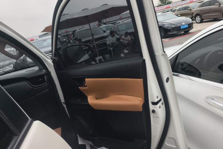 Used Toyota Fortuner 2016 2.7L Middle East Version