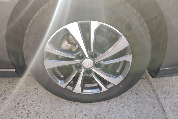 Used CHANGAN Eado 2023 Changan Edition PLUS Blue Whale NE 1.4T GDI DCT Prestige Version