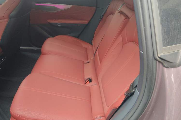 Used Lynk & Co 07 2026 Model 126 Long-Range Ultra H7