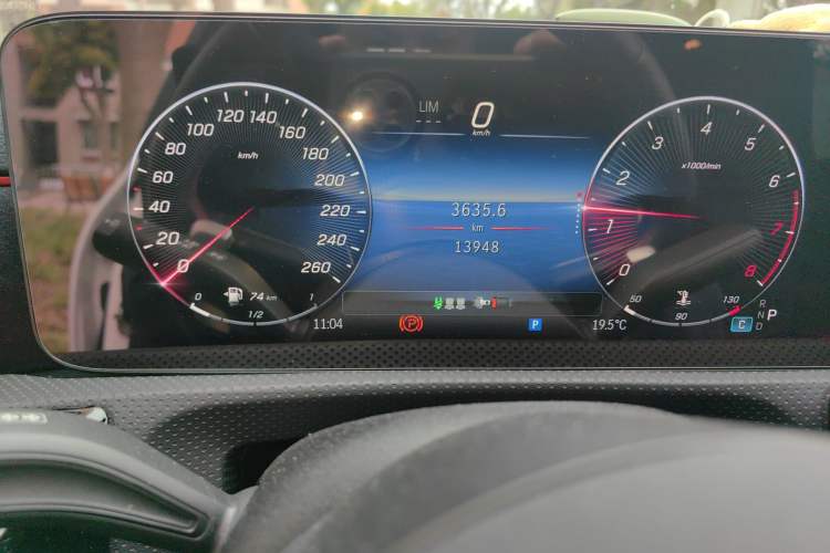 Used Mercedes-Benz CLA 2024-Year Facelifted CLA 200 Odometer Close Up