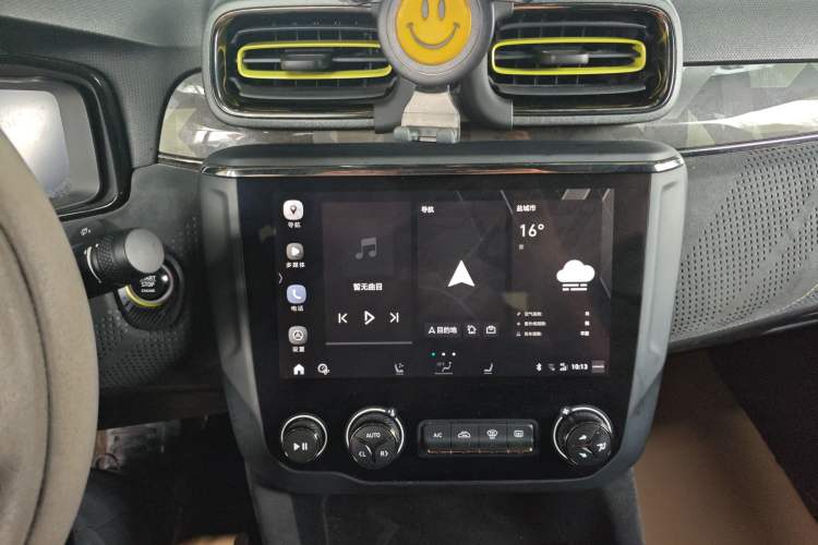 Used Lynk & Co 03 2020 03+ 2.0TD Automatic Wind-Chasing Edition Audio And AC Panel