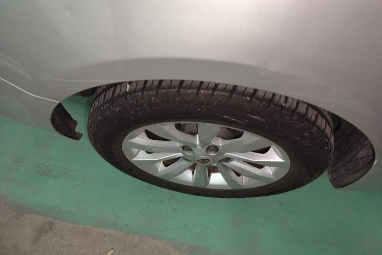 Used Roewe i6 New Energy 2017 45T Hybrid Connect & Smart Enjoyment Edition Right Rear Wheel Hub