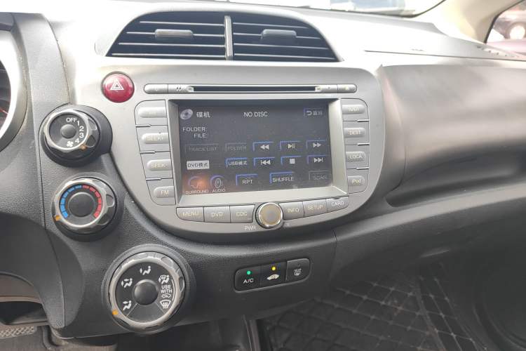 Used Honda Fit 2011 1.3L automatic comfort version
