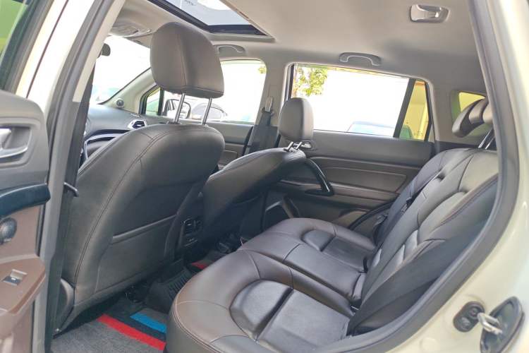 Used GAC Trumpchi GS4 2017 235T Manual Two-Wheel Drive Luxury Edition