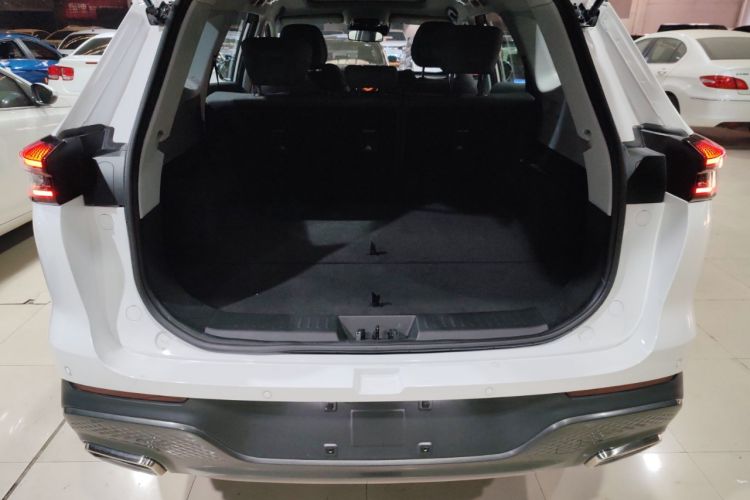 Used Chery Tiggo 8 PLUS 2025 Model 290TGDI DCT Chufeng Edition—5 Seaters