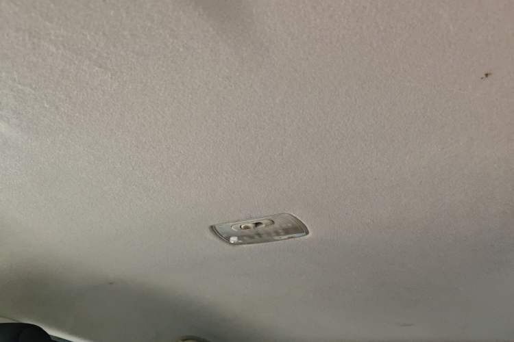 Used Honda Fit 2016 1.5L LX CVT Comfort Model Headliner