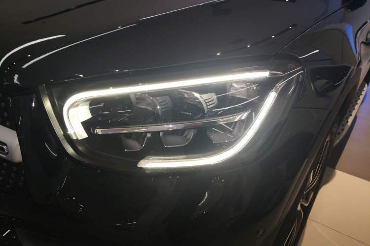 Used Mercedes-Benz GLC 2021 GLC 300 L 4MATIC Dynamic Model
