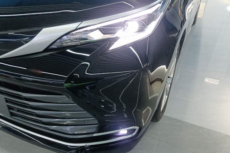 Used Toyota SIENNA 2024 2.5L Hybrid Prestige Deluxe Edition