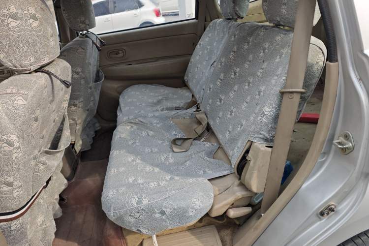 Used FAW Senya M80 2014 1.3L Manual 5-Seater Value Edition
