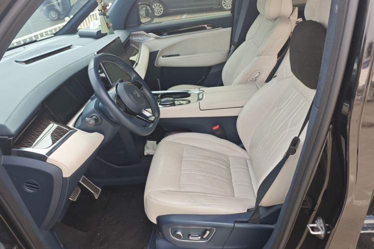 Used Zeekr 009 2022 Revised WE Version