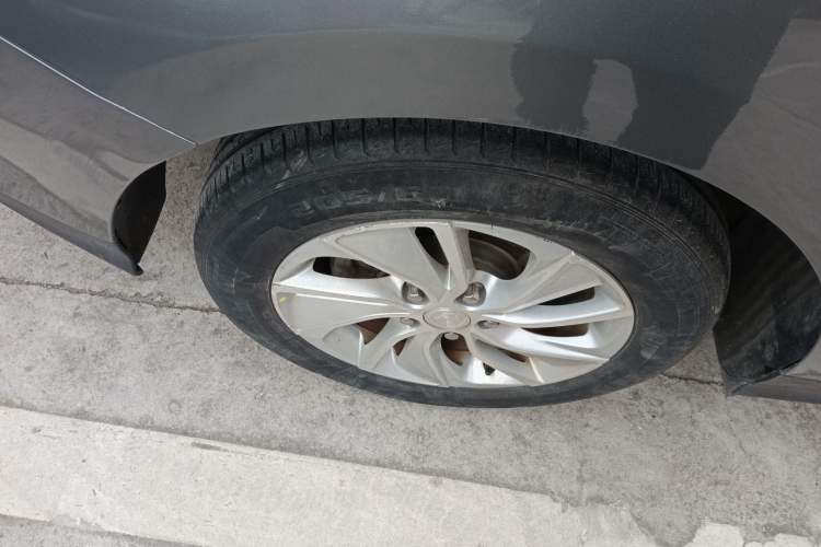 Used Buick Velite 6 2020 Plug-in Hybrid Connected Fashion Model
