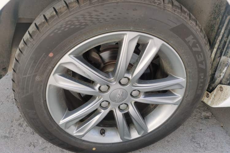 Used Geely Auto Emgrand 2017 Sedan Million Edition 1.5L Manual - Upward Version Right Rear Wheel Hub