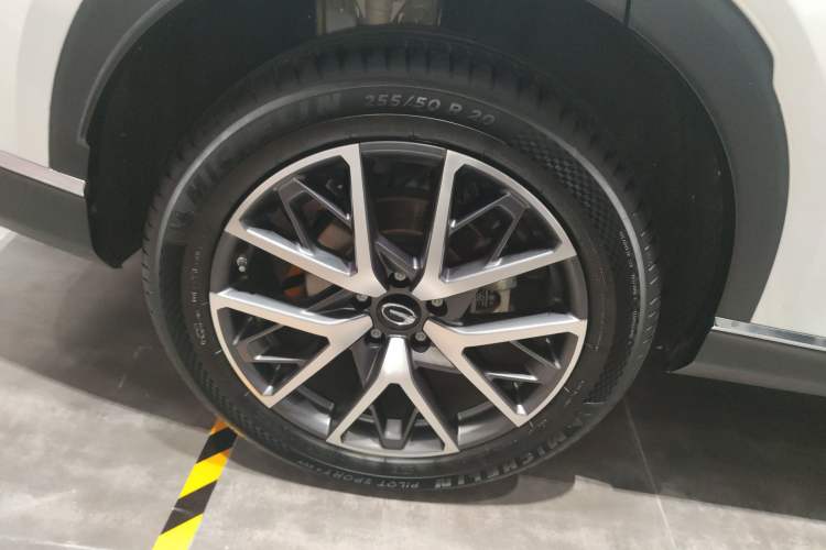 Used GAC Trumpchi GS8 2022 Linghang Series 2.0 TGDI Two-Wheel-Drive Luxury Smart Connectivity Version (7 Seats)