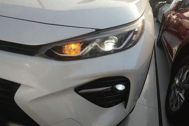 Used Toyota Wildlander 2023 Dual-Engine 2.5L E-CVT 4x4 Luxury PLUS Edition
